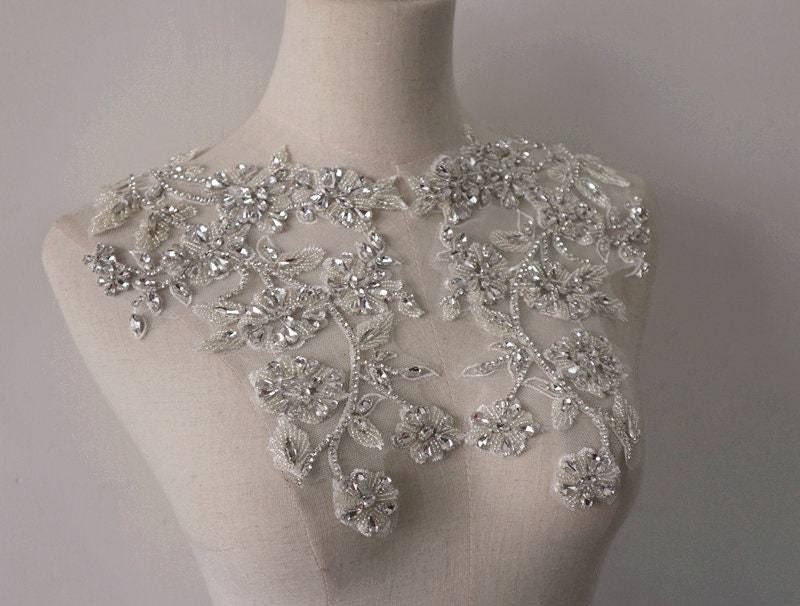 Silber Strass Perlen Applikation, Schulter Kragen Mieder Applikationen Handwerk Braut Schärpe Kopfschmuck Accessoires Silber Strass Perlen Applikation, Schulter Kragen Mieder Applikationen Handwerk Braut Schärpe Kopfschmuck Accessoires von BettyLaceShow