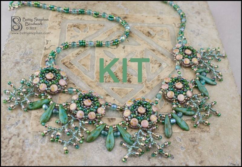 Kit Oder Nachfüll Kit - Green Blooming Beads Beadwoven Halskette Kit Oder Nachfüll Kit - Green Blooming Beads Beadwoven Halskette von BettyStephanBeadwork