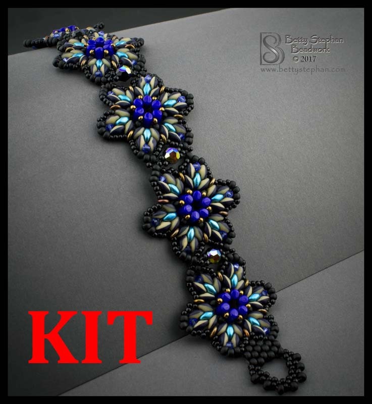 Kit - Starburst Bracelet Blau Beadwoven Armband Kit Kit - Starburst Bracelet Blau Beadwoven Armband Kit von BettyStephanBeadwork