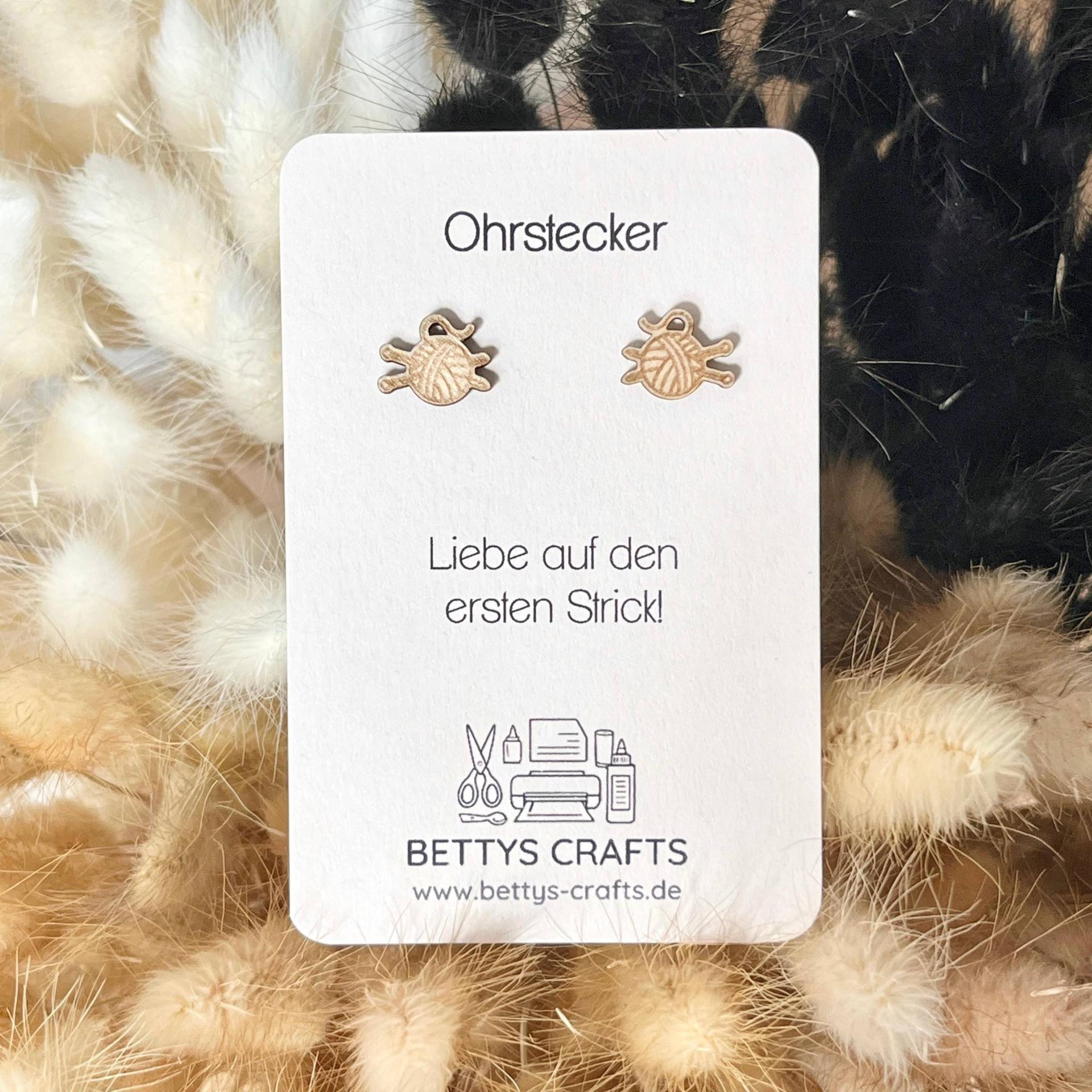 Ohrstecker Wolle - Holz-Ohrringe Für Strickfans Mini Wollknäuel Mit Stricknadeln Strickschmuck | Handgemacht von BettysCraftsDE