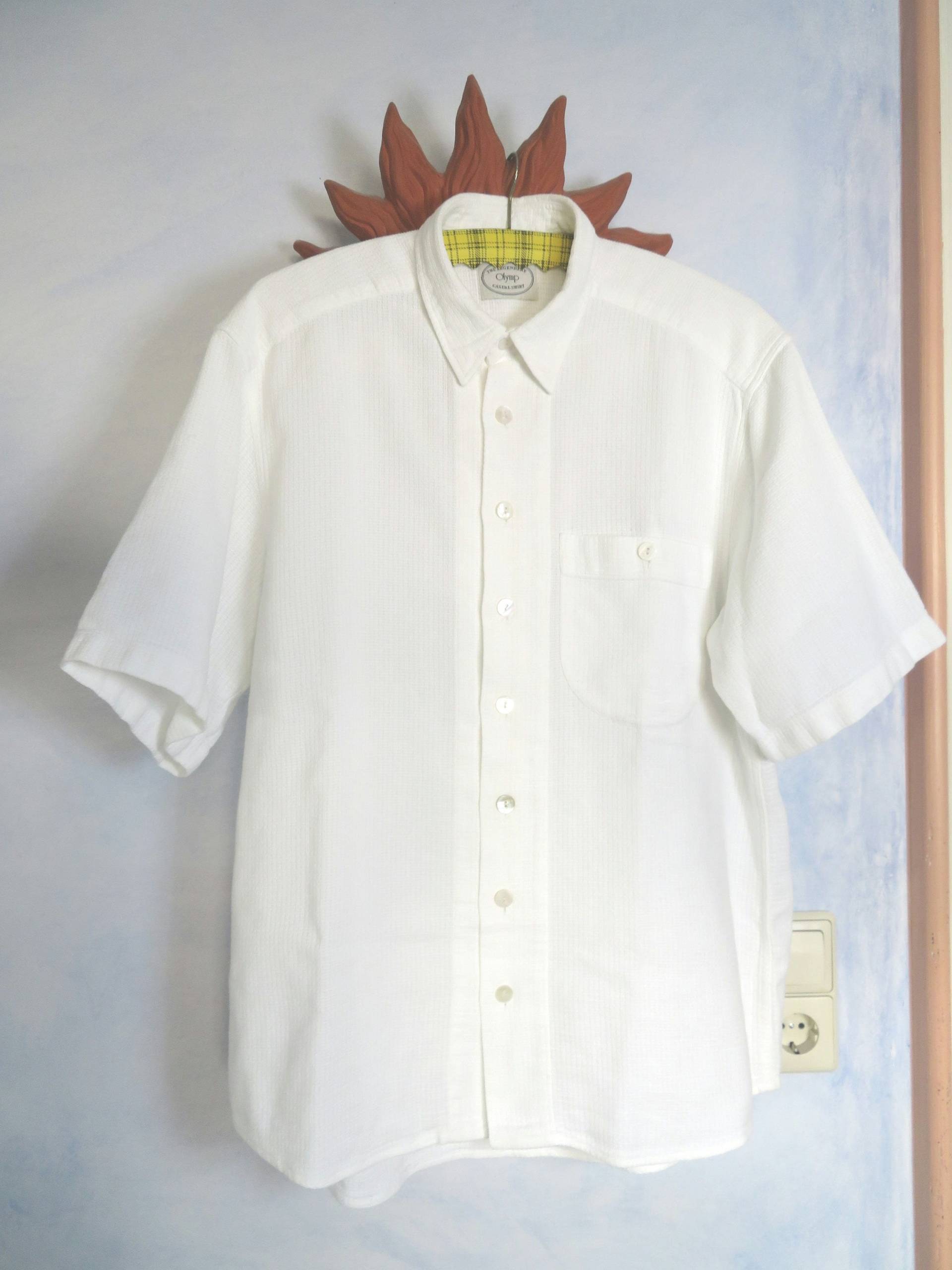 70Er Olymp Hemd Jacke Size Xl Große Brusttasche St. Tropez Style Weiß Grobe Struktur Creme Weiss Long Perlmutter Knopf 80Er Jahre von BettysVintageHouse