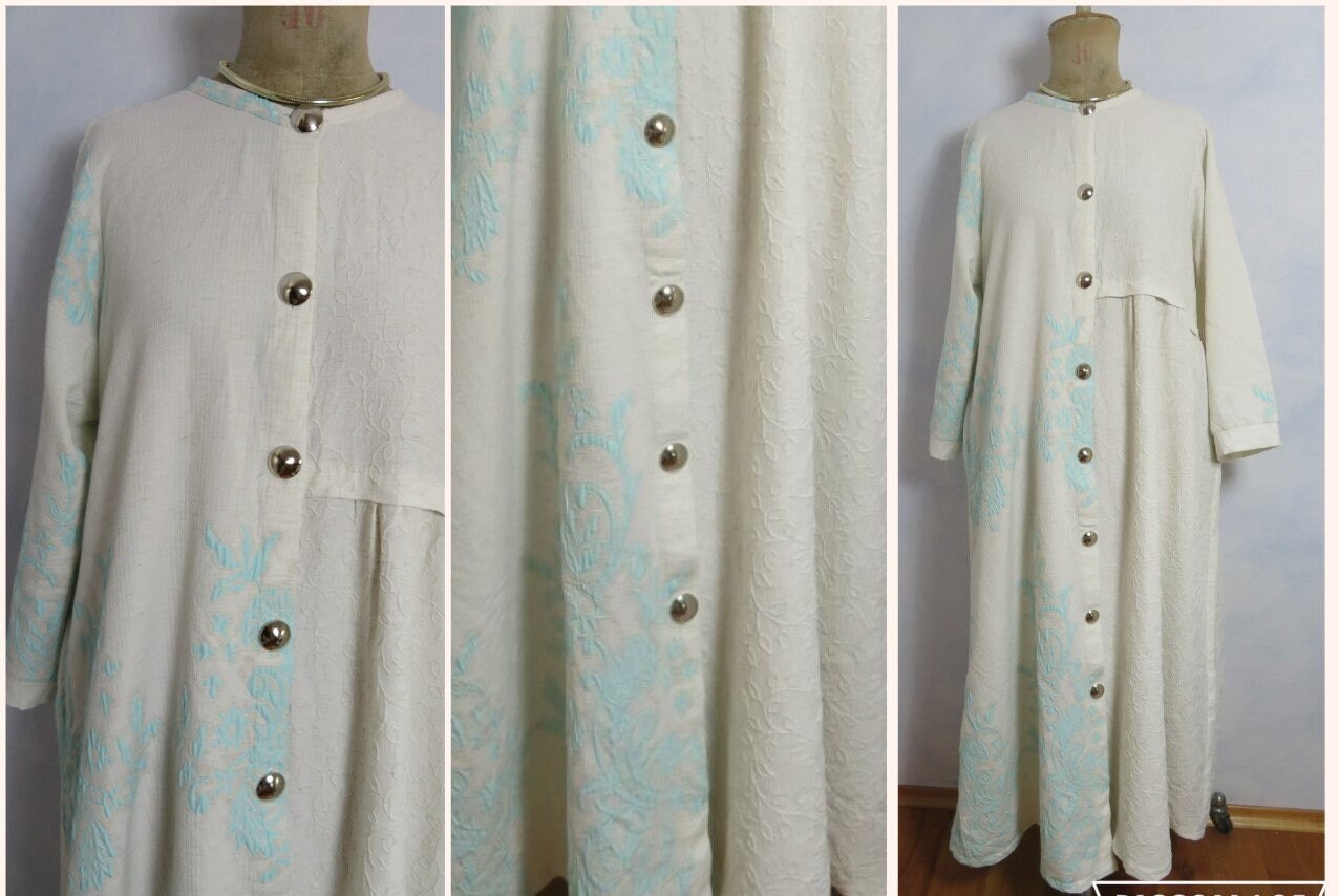 Boho 60S Style Trash Volle Länge Jacquard-Mantel Tasten-Kleid Floral Türkis Gold Glitter Hausmantel Mantel Oversize Vintage von BettysVintageHouse