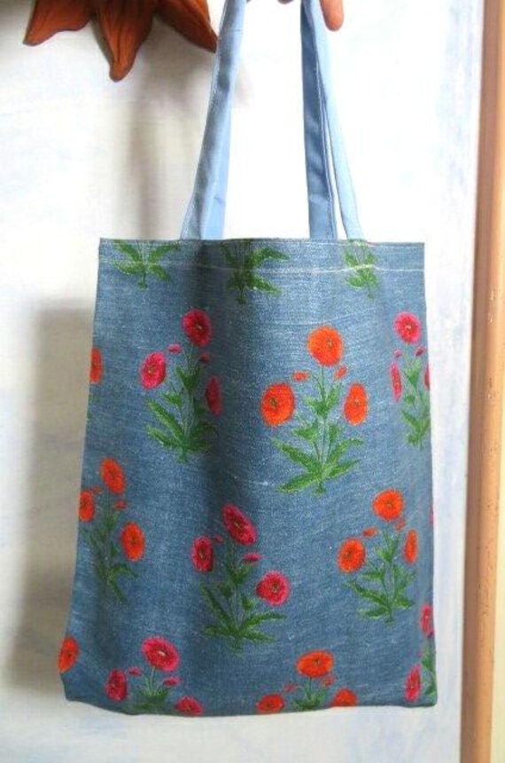 Rote Mohnblumen Himmelblaue Handgemachte Leinen Einkaufstasche Umweltfreundliche Shopper Tasche Flowers Mohnblume 38 X 34 cm von BettysVintageHouse