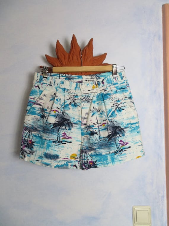 Vintage Ddr Bundfalten Shorts Womens Size M Veb Stassfurt Blaue Karibik Print Hose Deutsch 60Er 70Er Hawaii Kurz von BettysVintageHouse