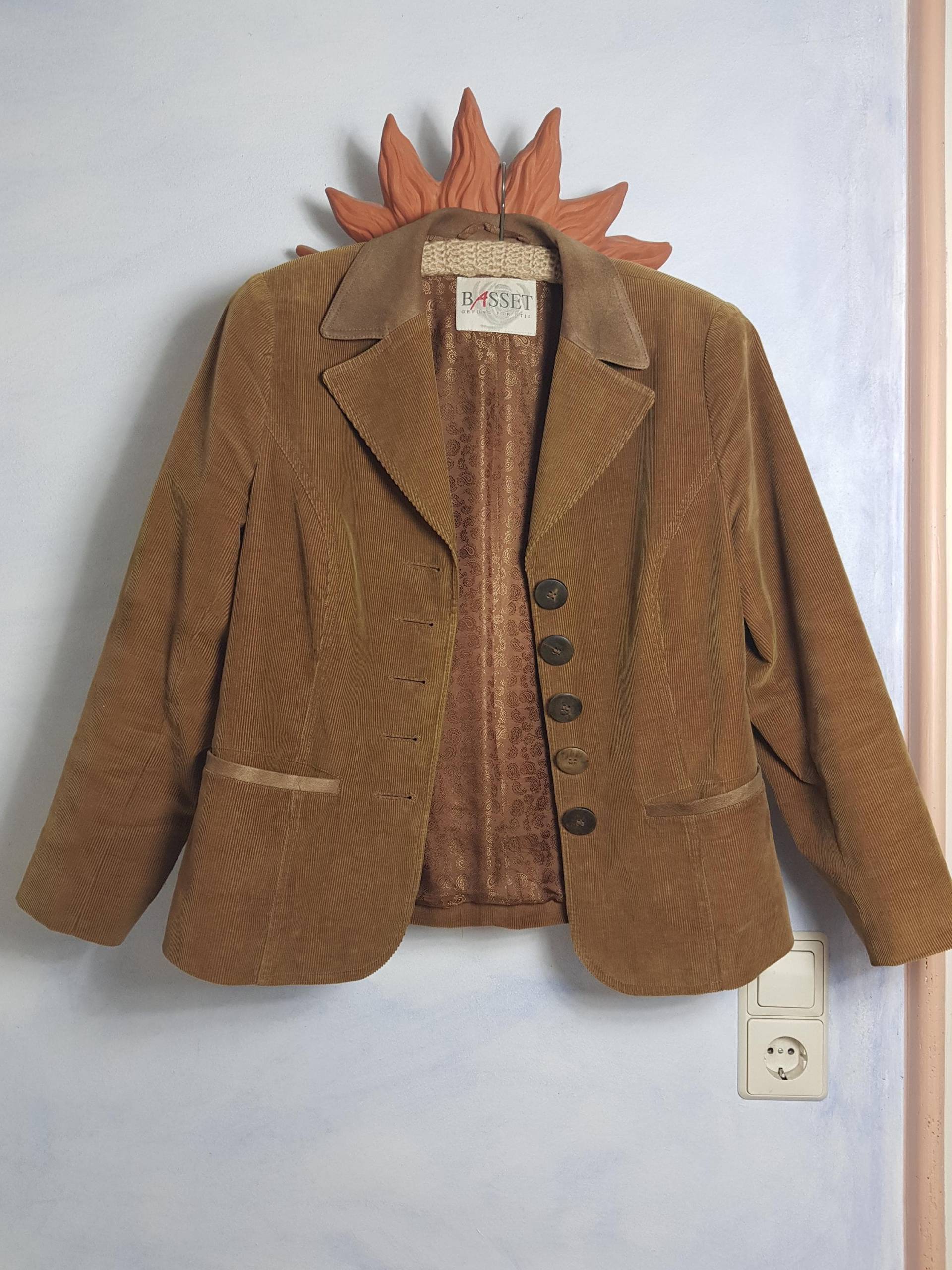 Vintage Horn-Großknopf Cord - Und Leder Blazer Camel Braune Jacke Womans Size S Cognac Traditionelle Folklore Trachten Alpine Stil 90Er 80Er von BettysVintageHouse