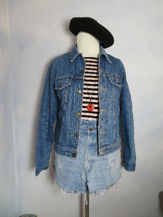 Vintage Mustang Size S/M Jeansjacke Hellblau Verwaschen Deutsche Denim Jacke, Solid Trucker Brusttaschen Knopfverschluss 80S 90S Worker von BettysVintageHouse