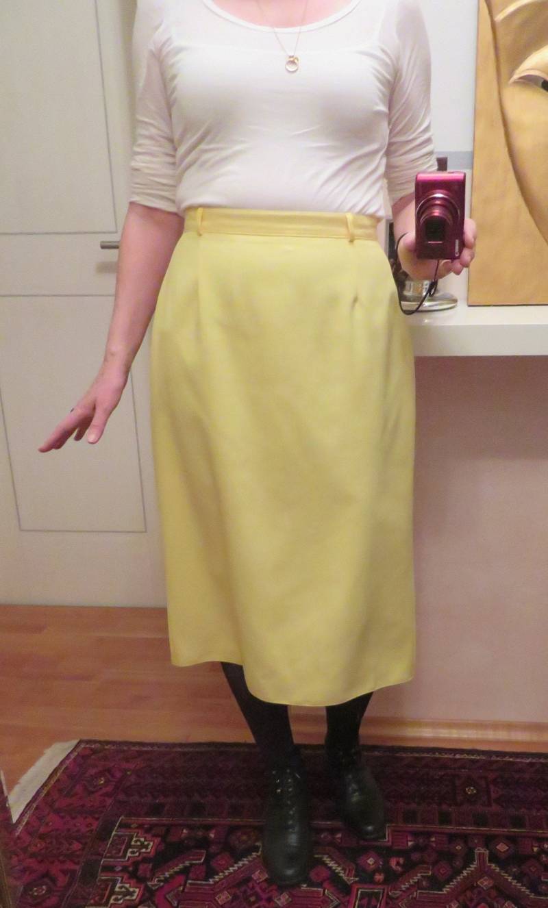 Zitrone Gelb Bleistift Rock Womans Size L/40 Retro 60Er 70Er Jahre Mod Adrette Midirock Hoch Tailliert Vintage Zitrone Gelb Bleistift Rock Womans Size L/40 Retro 60Er 70Er Jahre Mod Adrette Midirock Hoch Tailliert Vintage von BettysVintageHouse