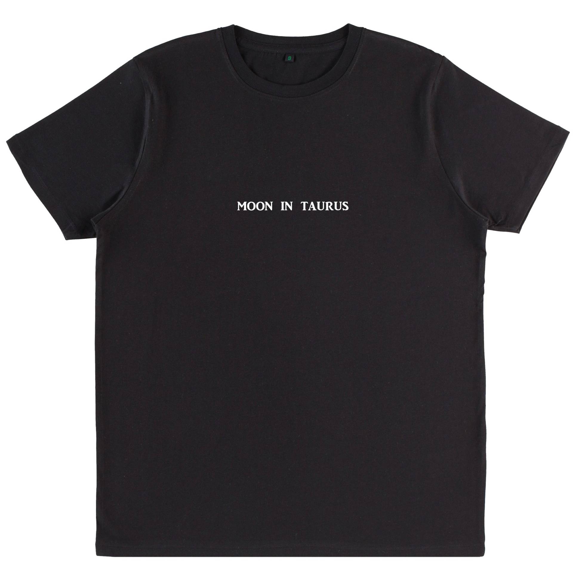 Mond Im Stier Bio Baumwolle T-Shirt | Astrologie-Grafik-T-Shirt Sternzeichen Shirt Mond Im Stier Bio Baumwolle T-Shirt | Astrologie-Grafik-T-Shirt Sternzeichen Shirt von BetweenTheLinesUK