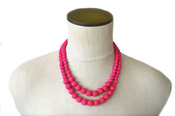 Hot Pink Holzperlenkette Zwei-strang Bunte Schmuckstücke von BevinBold