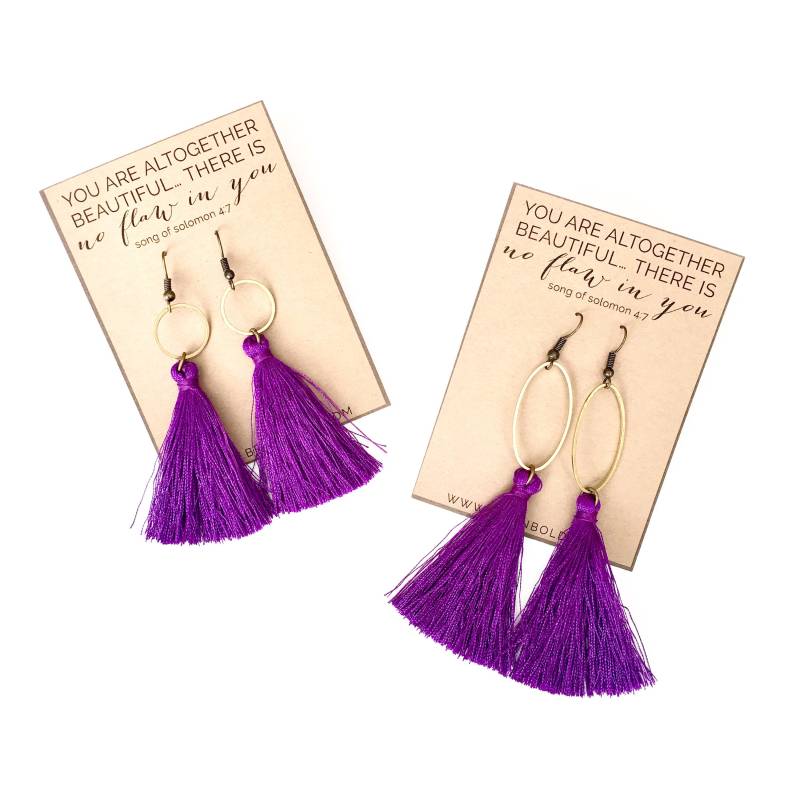 Lila Seide Quasten Ohrringe Lange Hängeohrringe Mit Messinganhänger Lila Seide Quasten Ohrringe Lange Hängeohrringe Mit Messinganhänger von BevinBold