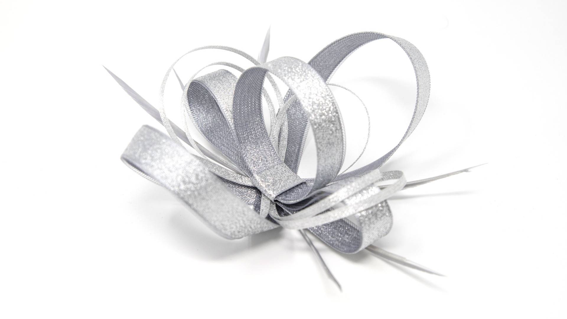 Metallisch Silberner Fascinator Mit Kamm, Clip & Haarreif von BevsAccessoryShop