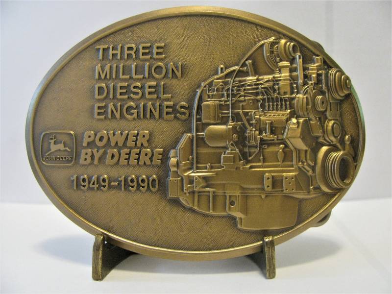 1949 - 1990 John Deere Worldwide Diesel Engine Manufacturing 3 Millionen Messing Gürtelschnalle Dubuque & Waterloo Iowa Und Saran France Jd von BeyerTractor