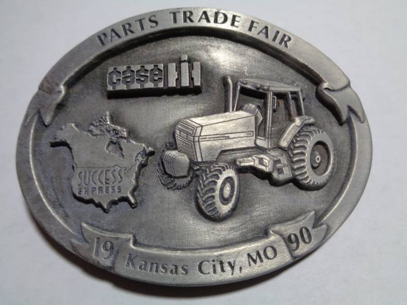 1990 Case Ih 7130 Tractor Kansas City Teile Messe Zinn Gürtelschnalle #685 Limited Edition Cih Logo Trademark Sammlerstück von BeyerTractor