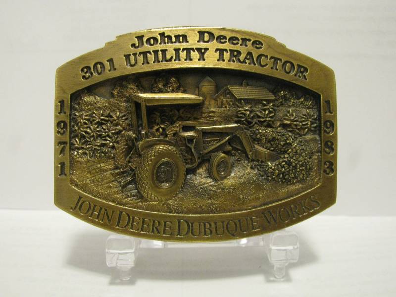 1997 John Deere Dubuque Works 1971-1983 Modell 301 Utility Traktor Messing Gürtelschnalle Limited Edition 1 Von 2500 Farm Ag Construction Jd Usa von BeyerTractor
