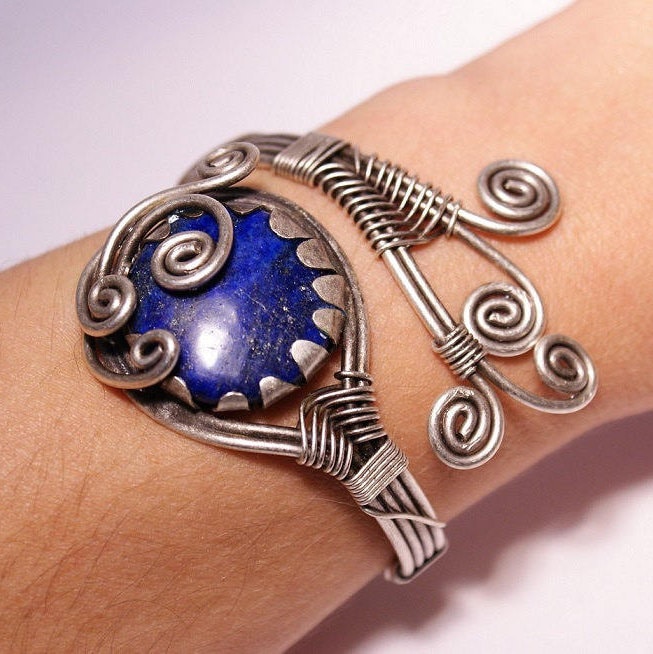 Lapislazuli Armband - Lapis Armreif Draht Schmuck Handgemacht von BeyhanAkman