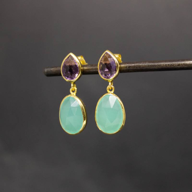 Gold Und Edelstein Ohrringe, Aqua Chalcedon Amethyst, Statement Schmuck Aus Vermeil von BeyondBiasa