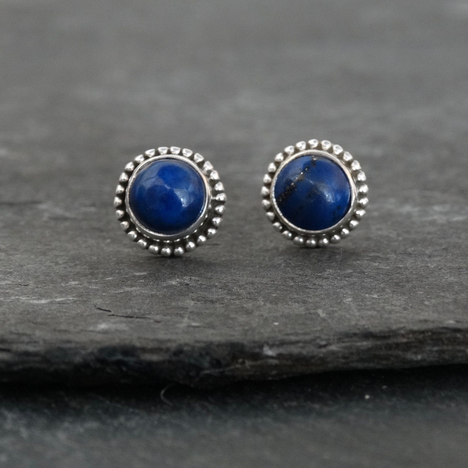 Lapis Und Silber Ohrringe, Edelstein Ohrstecker, Lazuli September Geburtsstein, Sterling Alltags Ohrringe von BeyondBiasa