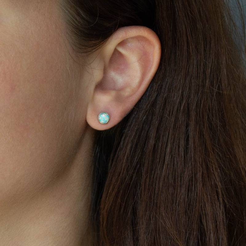 Opal Ohrstecker, Runde Edelstein Oktober Birthstone Geschenk, Sterling Silber Und von BeyondBiasa