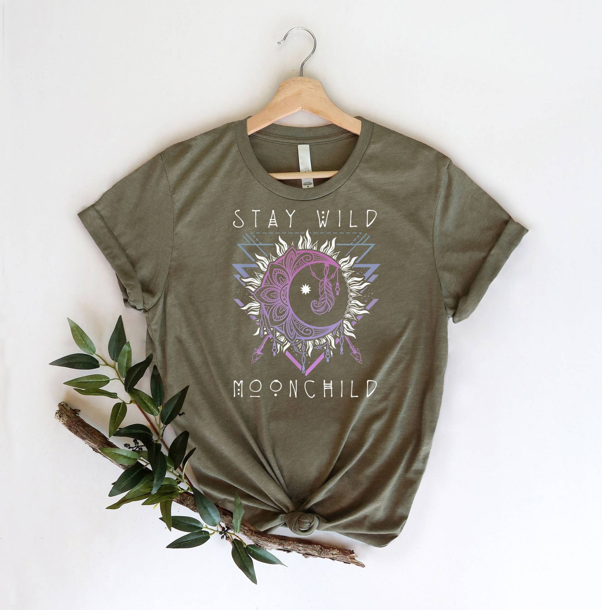 Bleib Wild Mond Kind Shirt, Boho Geschenk Für Liebhaber, Sonne Und T-Shirt, Frauen von BeytiApparel