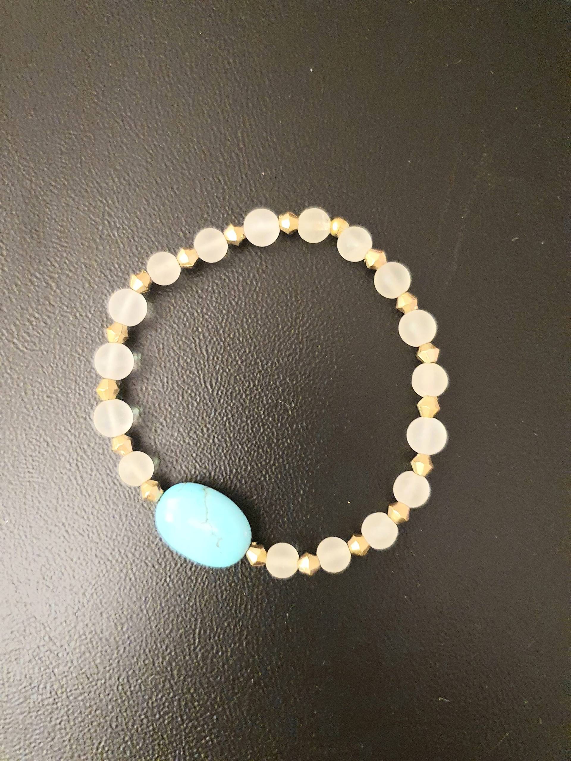 Armband, Bergkristall, Matt, Howlith, Schmuckstück, Bezaubernd Armband, Bergkristall, Matt, Howlith, Schmuckstück, Bezaubernd von Bezauberndes