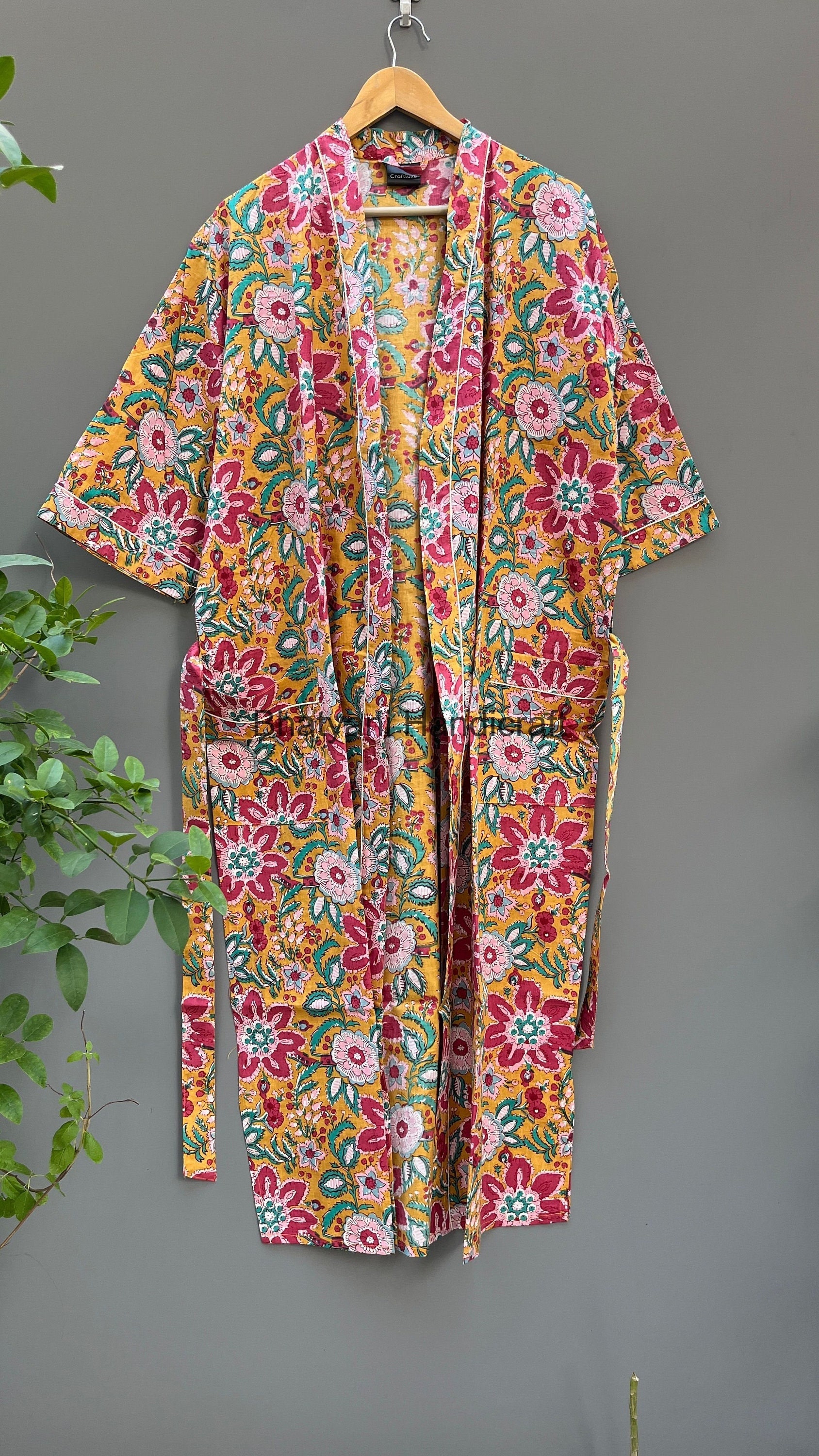 Express-Lieferung - Baumwoll-Kimono-Roben, Blumendruck-Kimono, Weiche Und Bequeme Bademäntel, Wickelkleid von Bhatyanihandicraft