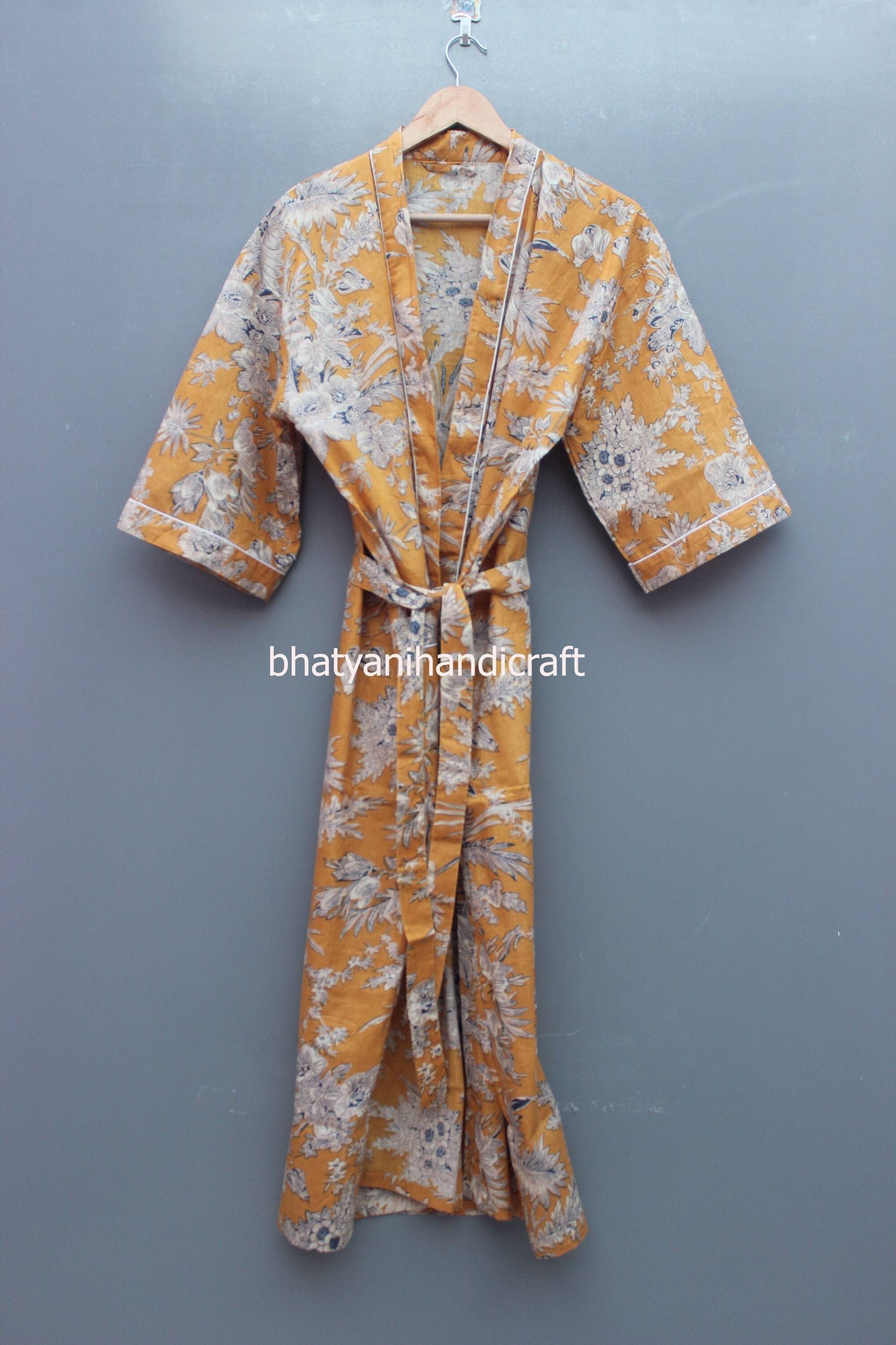 Express-Lieferung - Baumwoll-Kimono-Roben, Blumendruck-Kimono, Weiche Und Bequeme Bademäntel, Wickelkleid von Bhatyanihandicraft