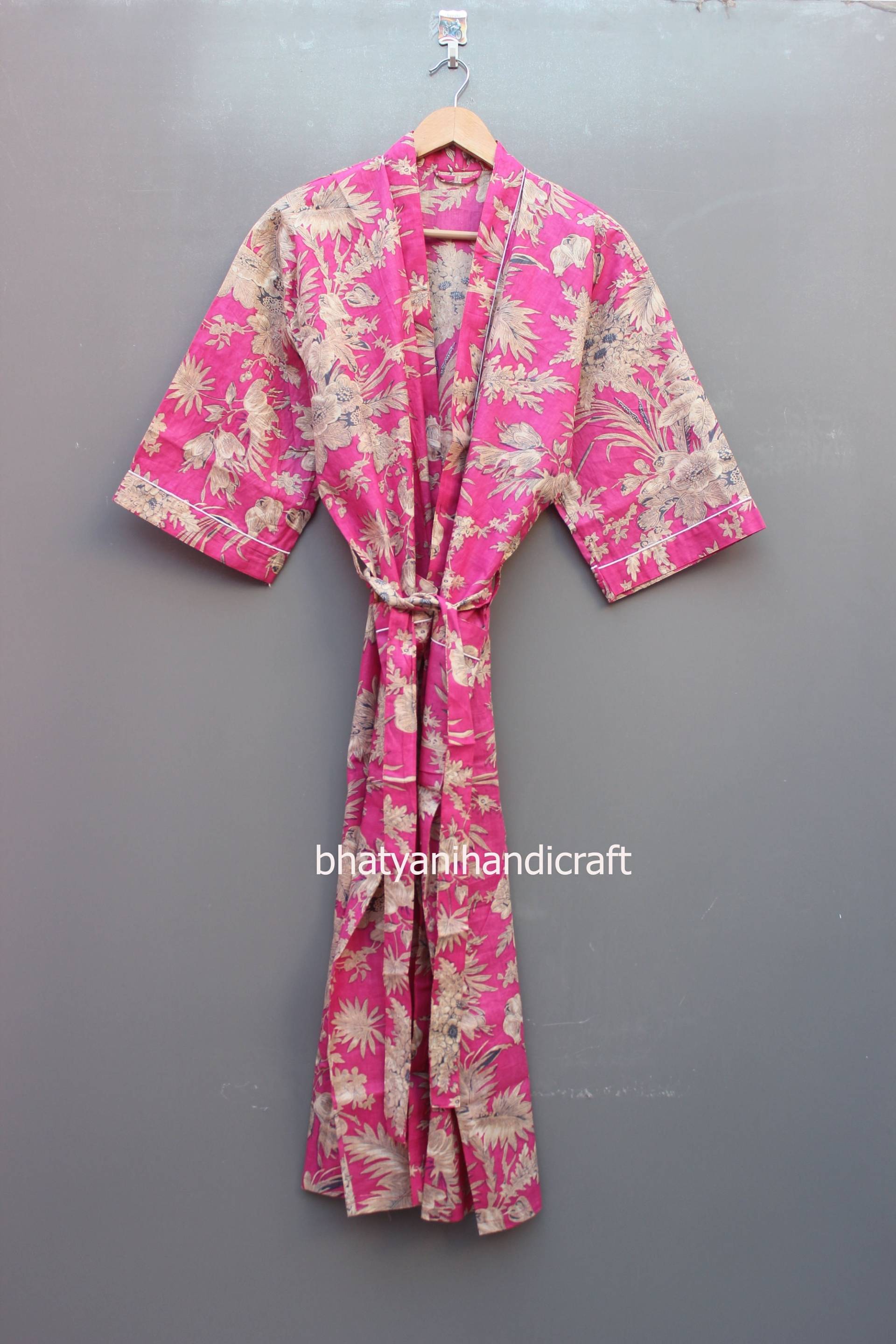 Express-Lieferung - Baumwoll-Kimono-Roben, Blumendruck-Kimono, Weiche Und Bequeme Bademäntel, Wickelkleid von Bhatyanihandicraft