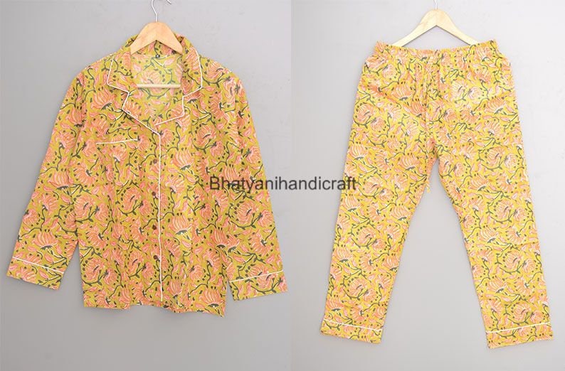 Gelb Handblock Gedruckt Pj Set, Floral Pyjama Geschenk Für Sie, Damen Pyjamas, Bequemes Nachthemd, Florale Nachtwäsche von Bhatyanihandicraft