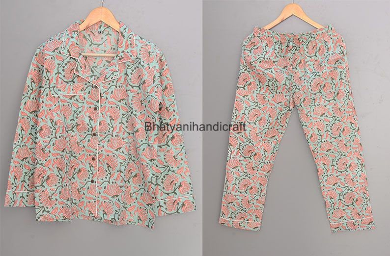 Pyjama-Set Mit Blumenmuster, Pyjama-Set, Geschenk Für Sie, Frauen-Pyjamas, Bequemes Nachthemd, Florale Nachtwäsche von Bhatyanihandicraft