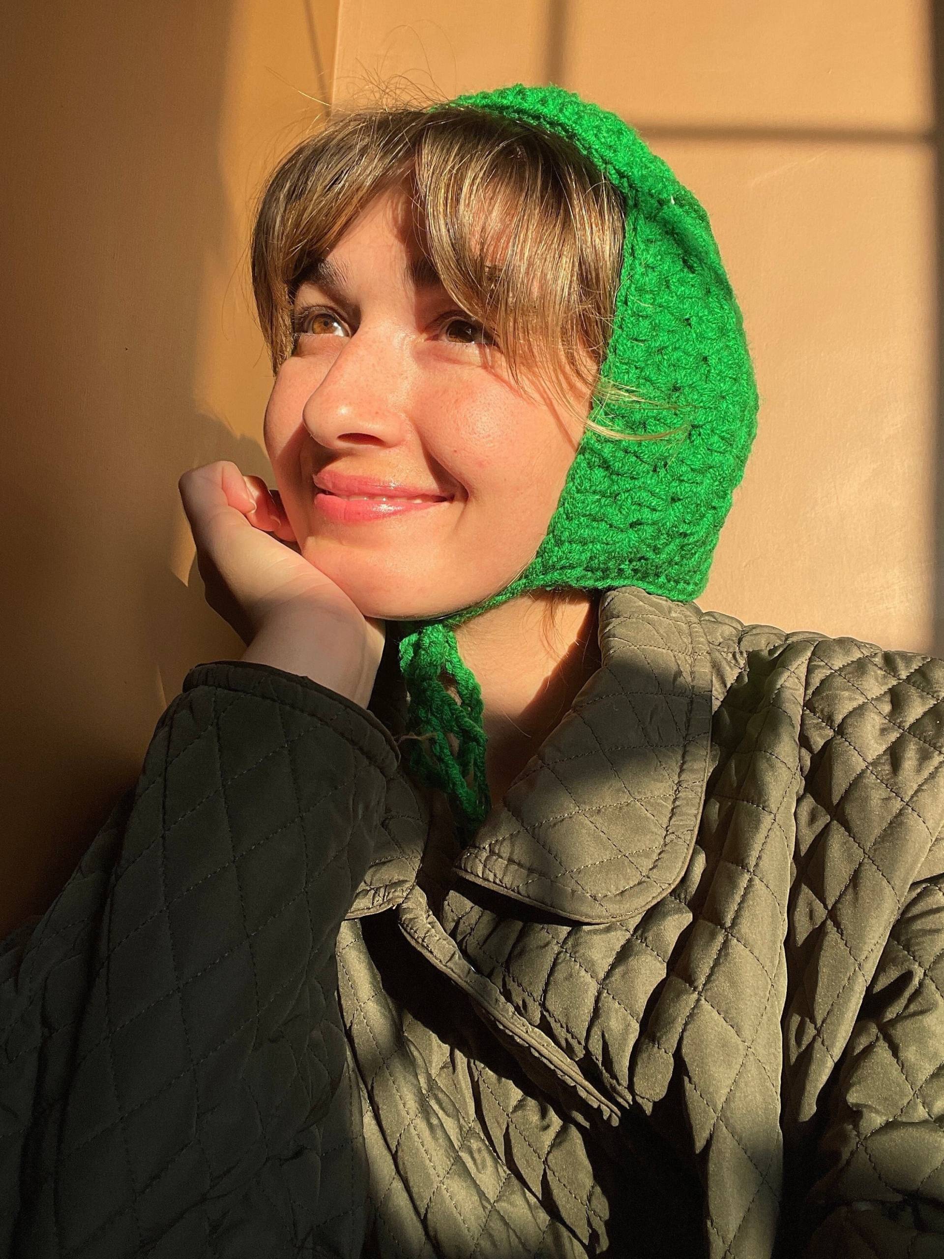 Gehäkelte Balaclava, Frauen Winter Mütze, Handgemachte Grüne Oma Quadrat Bhava's Style Handgestricktes von Bhavass