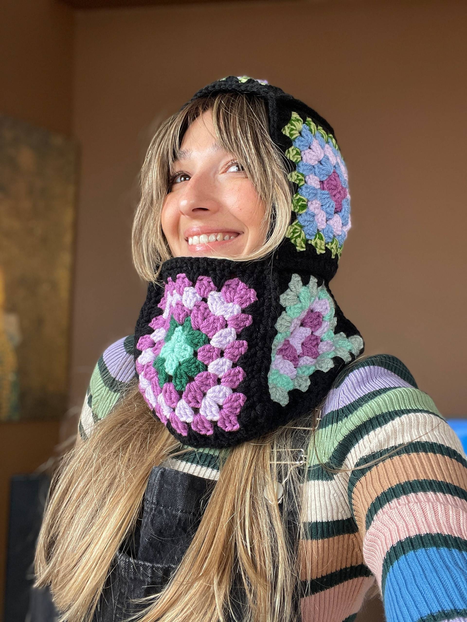 Handgestrickte Oma Square Häkelmütze - Balaclava Winter Warme Mütze von Bhavass