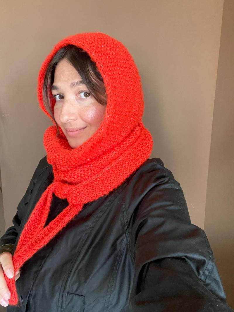 Handgestrickter Kapuzenschal - 3-Farbige Winterkapuze, Kuscheliger Wollstrickschal Mit Krawatten, Warmer Handgefertigter Kapuzenschal, Unisex-Schal von Bhavass