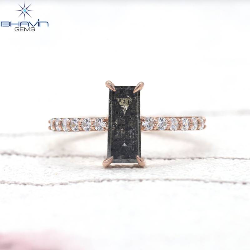 18K Rose Gold 1.06 Ct Baguette Salz Und Pfeffer Diamant Ring Mit Funkelnden Seitensteinen von BhavinGems