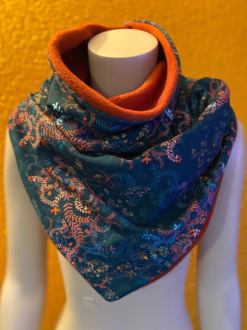 Der Spitze(NLoop, Ein Kuscheliger Loop in Dreieckstuchoptik von BiSchmisNaehChaos