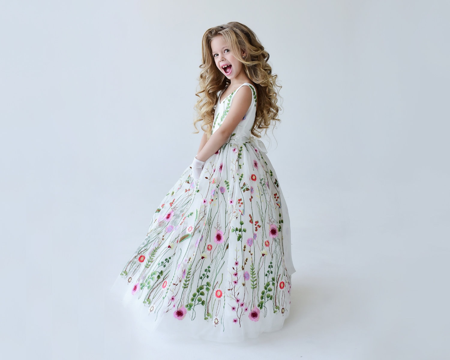 Boho Blumenmädchen Kleid Mädchen Spitze Tüllkleid Ballkleid Geburtstagskleid von BiaggiBoutique