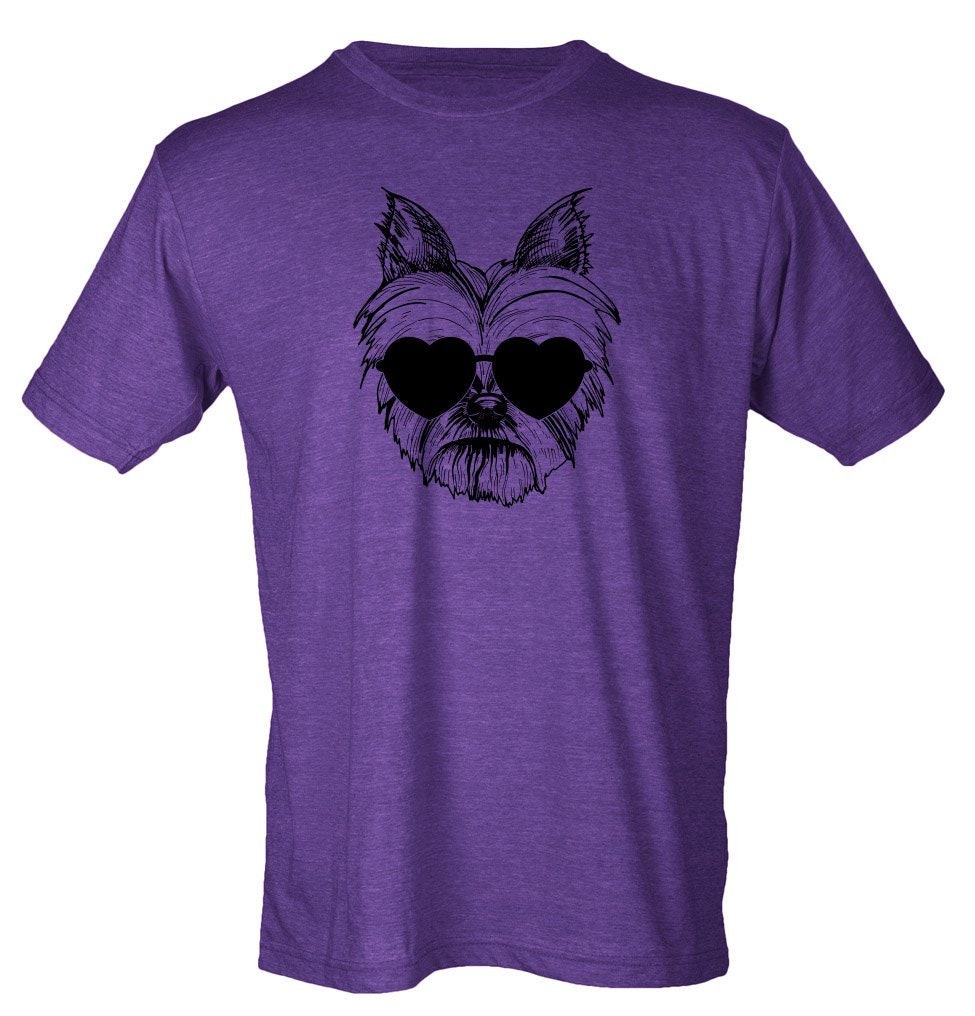 Yorkie in Sonnenbrille - Vintage-stil Hipster Unisex T-Shirt Yorkie in Sonnenbrille - Vintage-stil Hipster Unisex T-Shirt von BiasAndBourbon