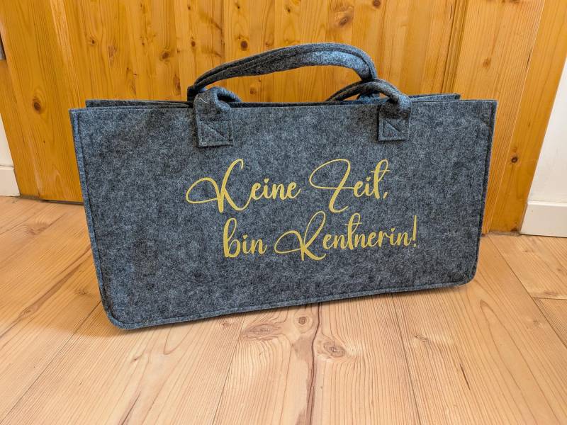 Filztasche "Keine Zeit, Bin Rentnerin Filztasche "Keine Zeit, Bin Rentnerin von BibbelsAtelier
