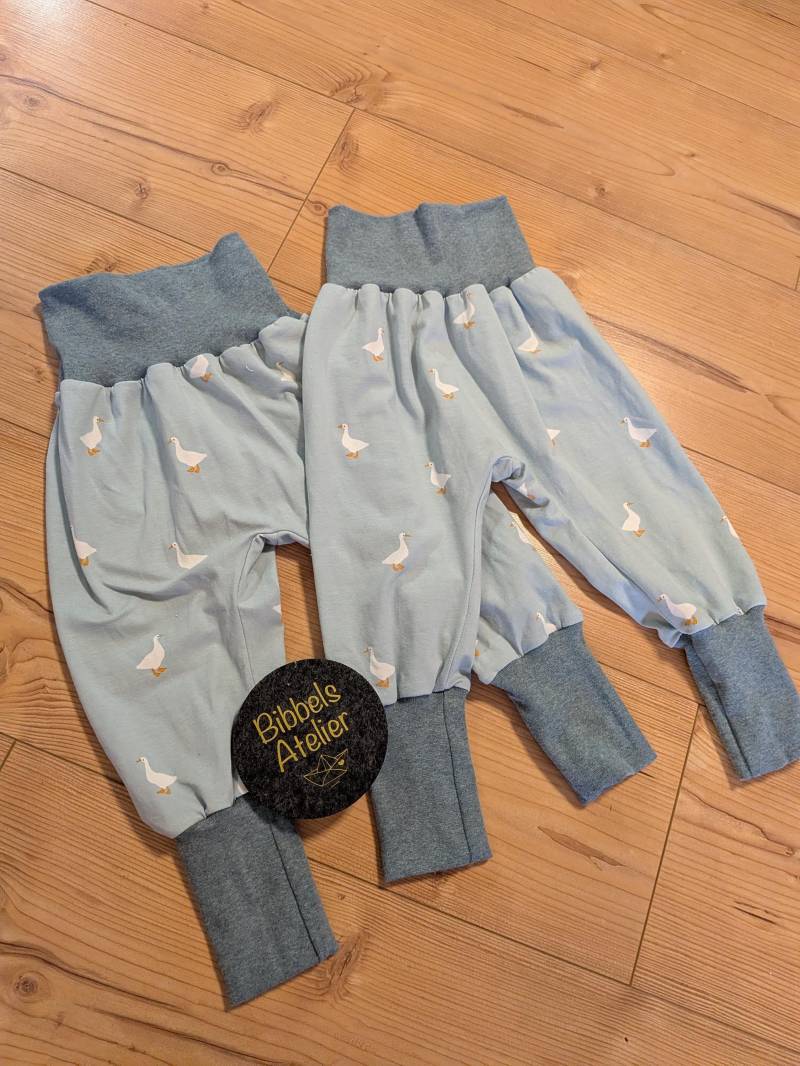 Lange Pumphose in Mint, Größe 86/92 von BibbelsAtelier