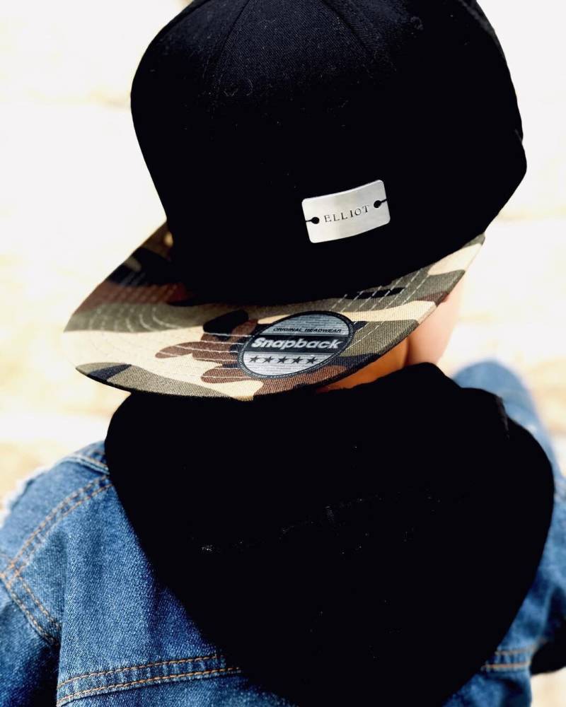 Personalisierter Handgestempelter Riegel Snapback Personalisierter Handgestempelter Riegel Snapback von BibblezBibs