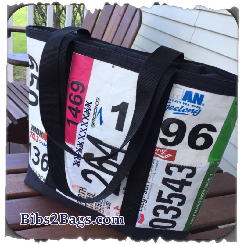 Der Halbmarathon - Portfolio/Attache Tasche Aus Deinen Lauf-, Renn- Oder Wettkampfbibs Der Halbmarathon - Portfolio/Attache Tasche Aus Deinen Lauf-, Renn- Oder Wettkampfbibs von Bibs2Bags