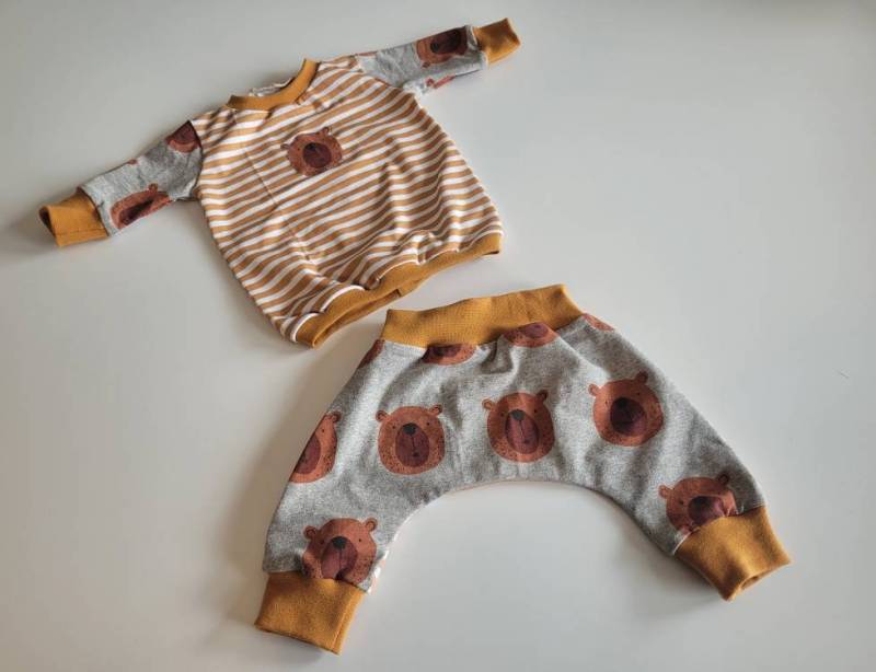Pulli, Hose, Set Mit Bären-Applikation, Größe 56 von BibsonAldeur