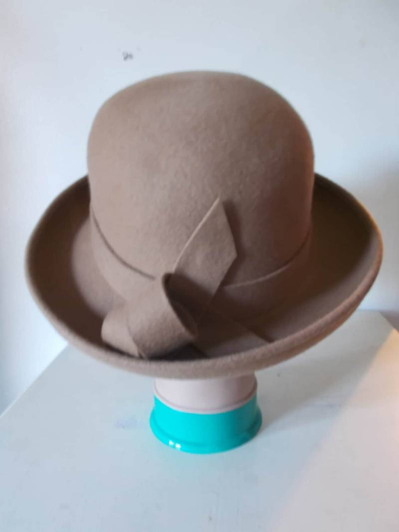 Vintage Hut 80Er Jahre Gelegenheiten Von Failsworth Millinery Kamel Farbige Wolle in England Gemacht von BidandBertVintage