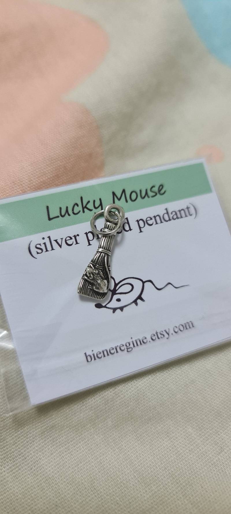 Glücksbringer, Maus Anhänger, Reichtum Amulett, Geldvermehrungstalisman von BieneRegina