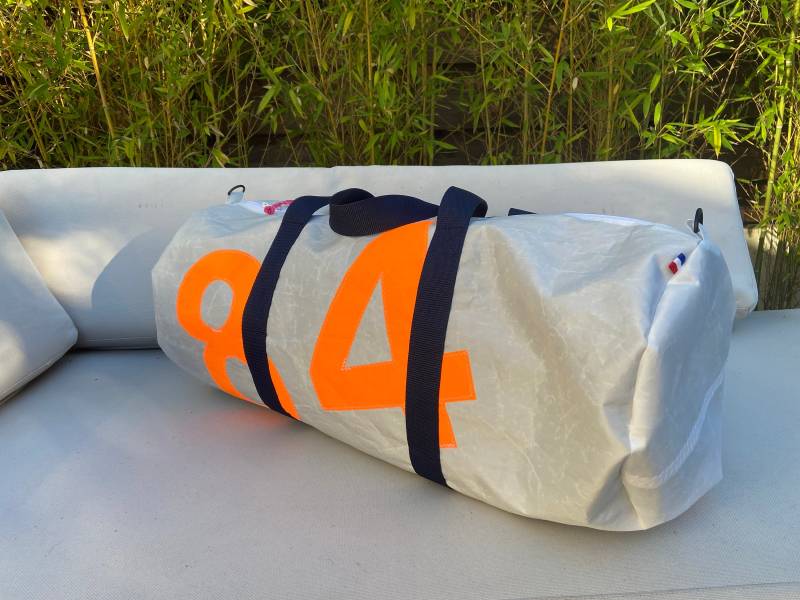 Upcycled Segeltuch Seesack Personalisierte Zero Waste Sporttasche Upcycled Segeltuch Seesack Personalisierte Zero Waste Sporttasche von BientotDimanche