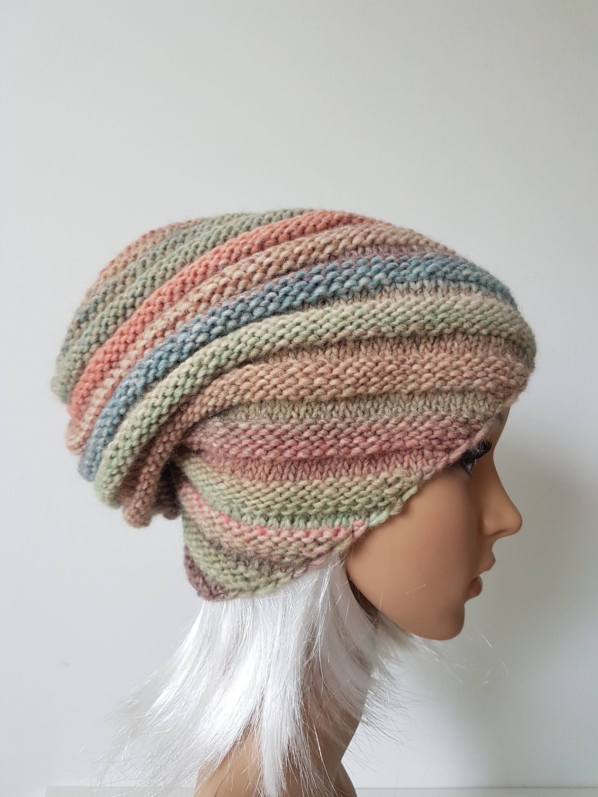 Gestrickte Schneckenmütze, Beanie, Slouchy Mütze Gestrickte Schneckenmütze, Beanie, Slouchy Mütze von Bietas