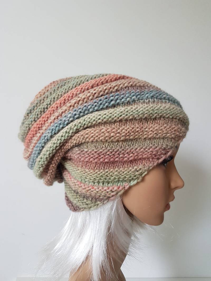 Gestrickte Schneckenmütze, Beanie, Slouchy Mütze Gestrickte Schneckenmütze, Beanie, Slouchy Mütze von Bietas