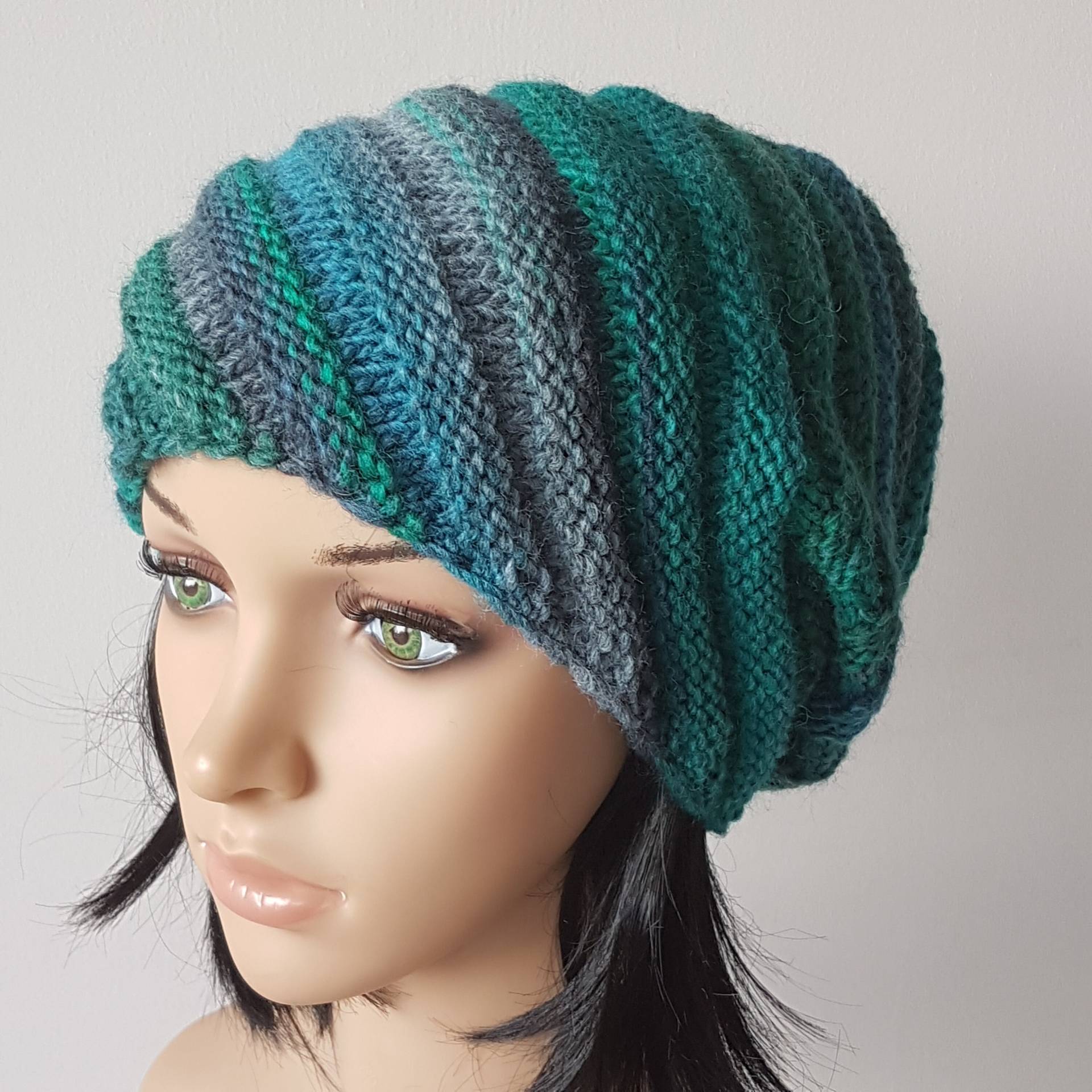 Gestrickte Winter Slouchy Hat Für Frau Gestrickte Winter Slouchy Hat Für Frau von Bietas