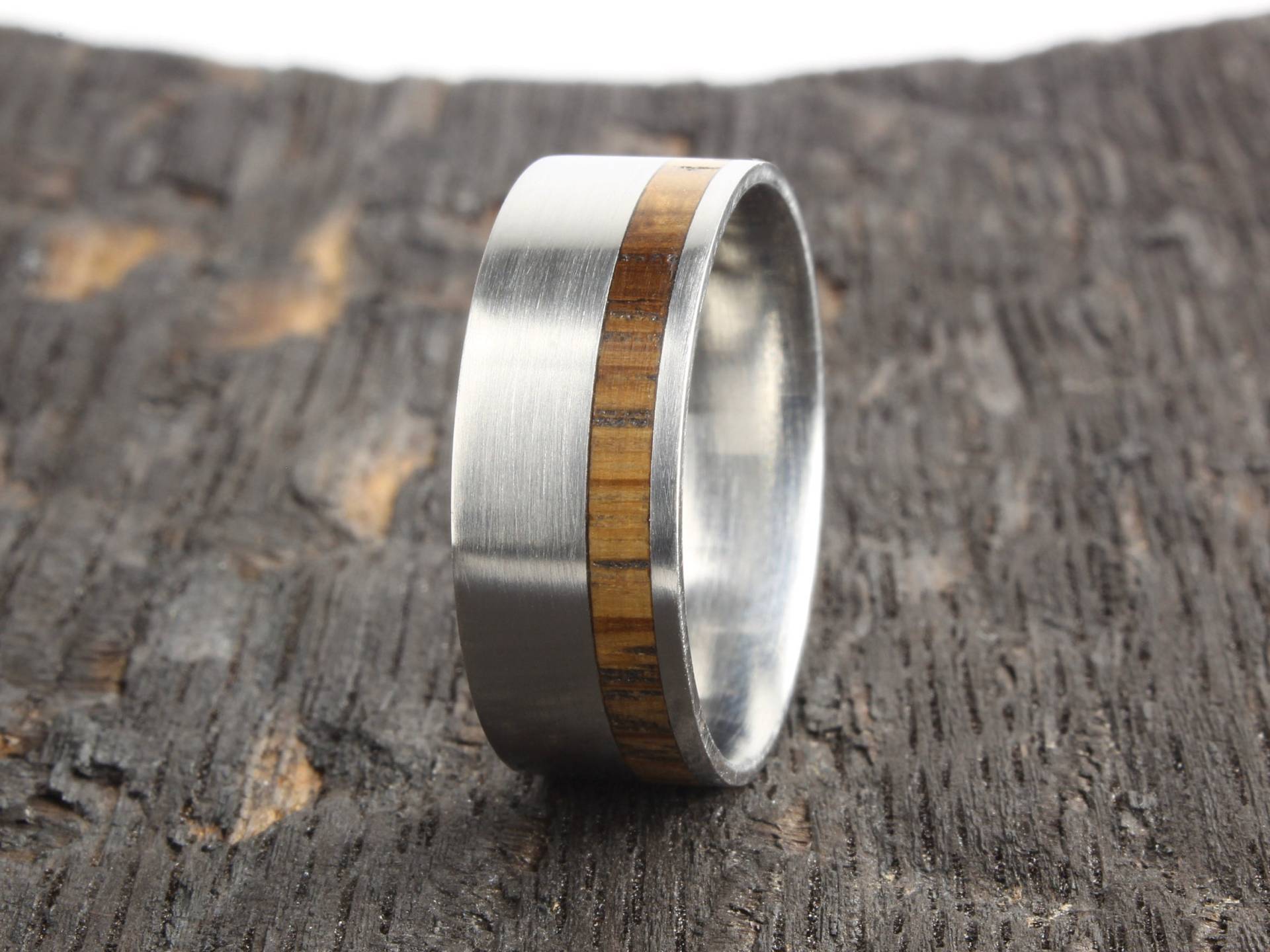 Whiskyfass Ring Edelstahl Herren Ehering Whiskyfass Ring Edelstahl Herren Ehering von BigBlueBarnShop
