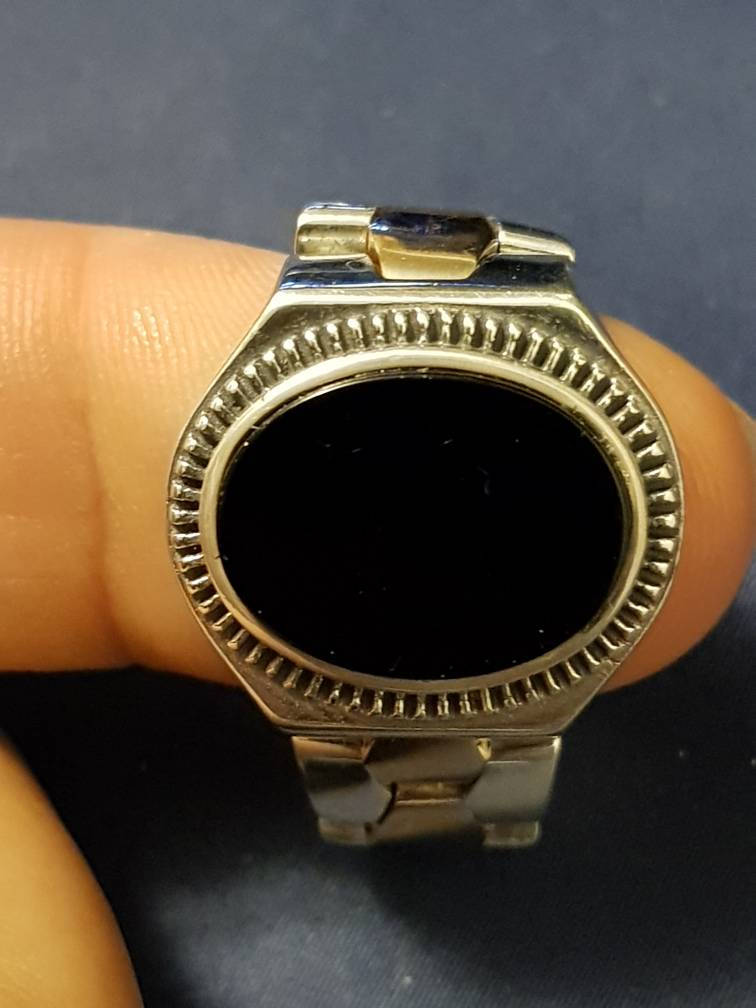 Seltene Petek Sterling Silber 18K Gold & Onyx Armbanduhr Ring | Größe 32 1/2 von BigLouAntiqueGems