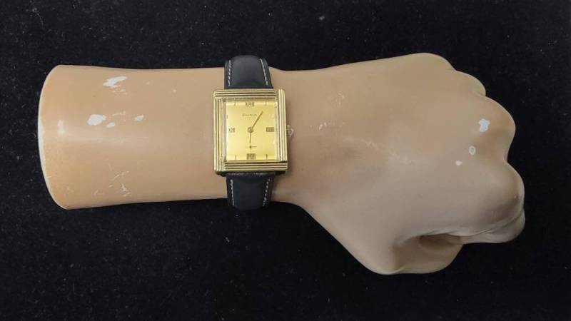 Vintage Bulova M7 Vergoldete Retangular Handarbeit Winduhr Herrenuhr von BigLouAntiqueGems